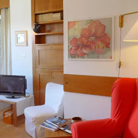 Chesa Arlas B3 Apartment *